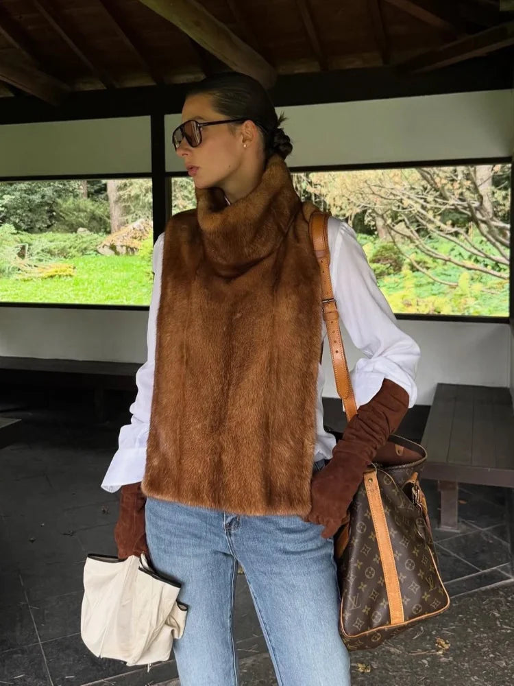 Élan Faux Fur Stand-Collar Vest